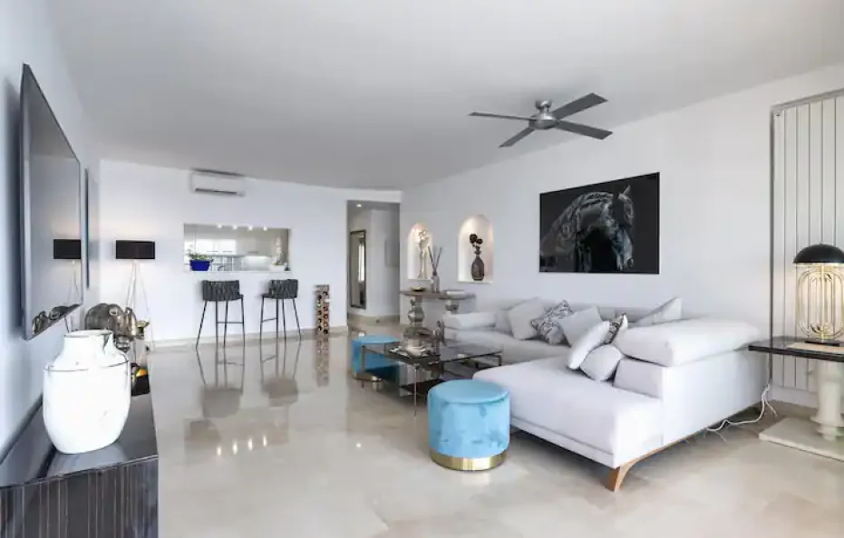Luxury Penthouse Frontline Puerto Banus