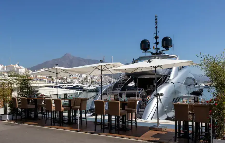 Luxury Penthouse Frontline Puerto Banus