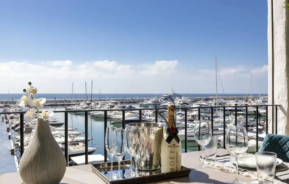 Luxury Penthouse Frontline Puerto Banus