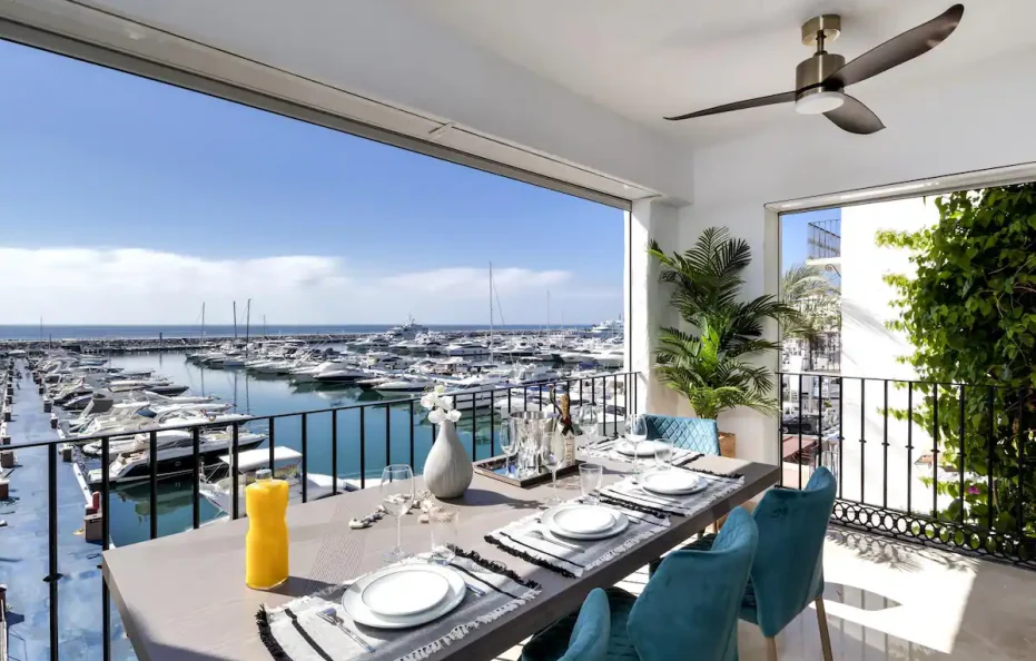 Luxury Penthouse Frontline Puerto Banus