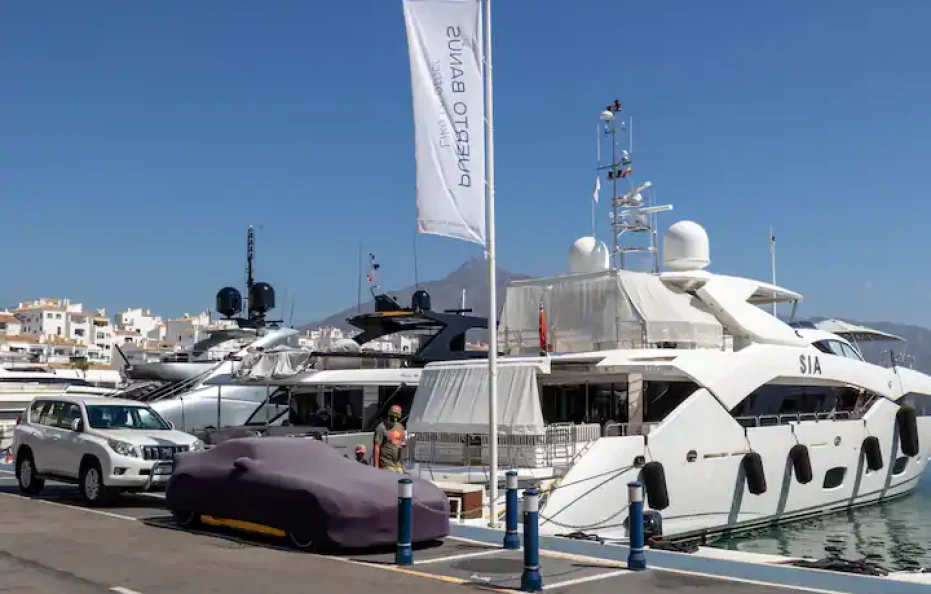 Luxury Penthouse Frontline Puerto Banus