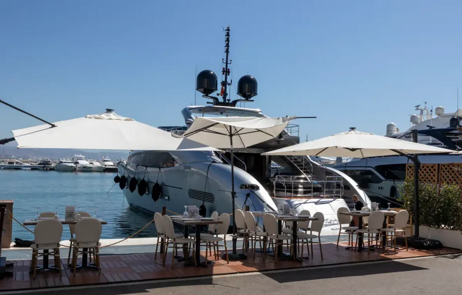 Luxury Penthouse Frontline Puerto Banus