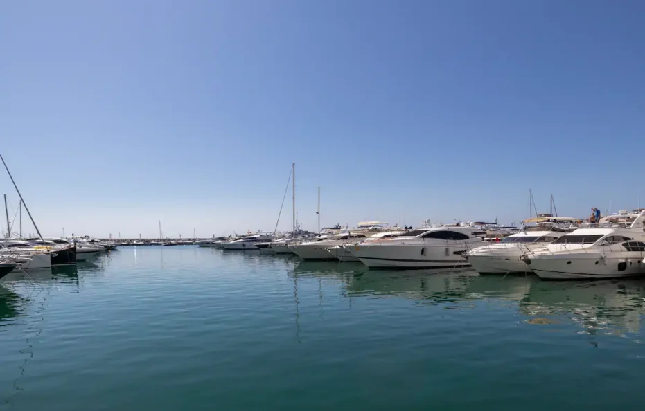 Luxury Penthouse Frontline Puerto Banus