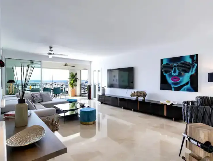 Luxury Penthouse Frontline Puerto Banus