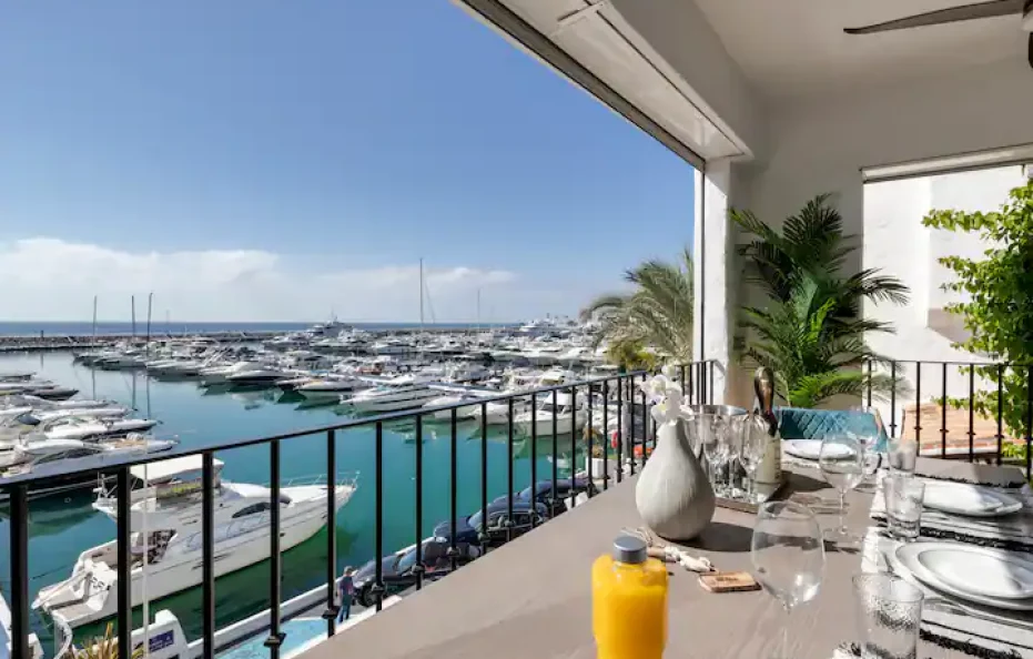 Luxury Penthouse Frontline Puerto Banus