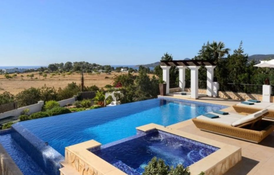 Villa Almond con piscina vistas al mar