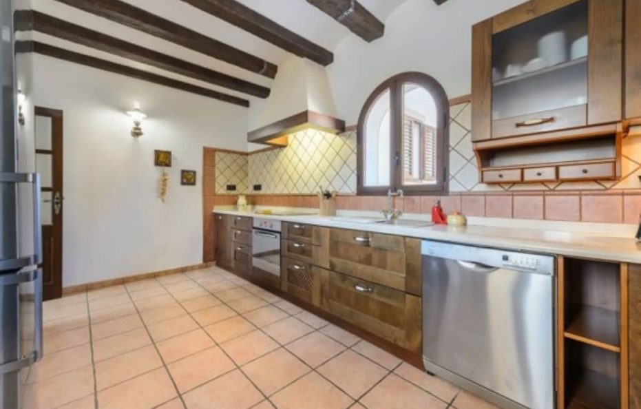 Villa Almond con piscina vistas al mar