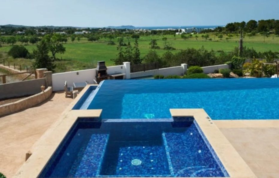 Villa Almond con piscina vistas al mar