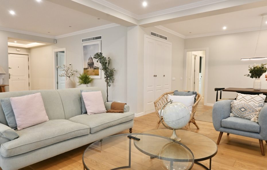 Apartamento de Tres Dormitorios en Madrid