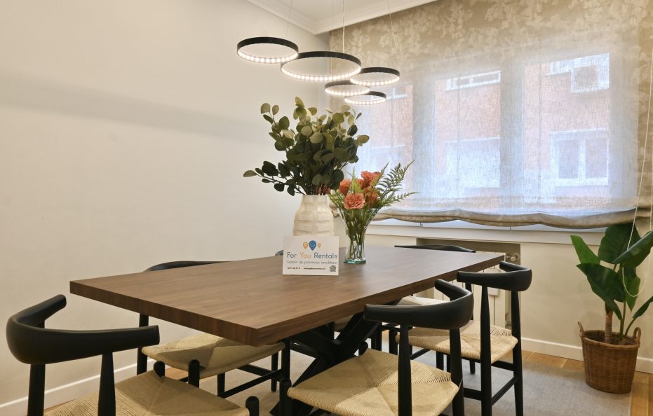 Apartamento de Tres Dormitorios en Madrid