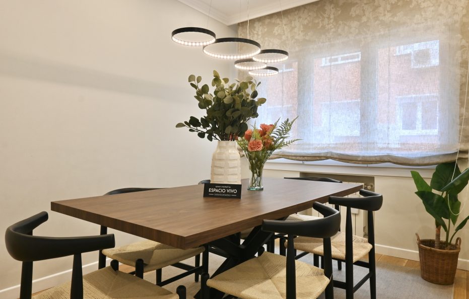 Apartamento de Tres Dormitorios en Madrid