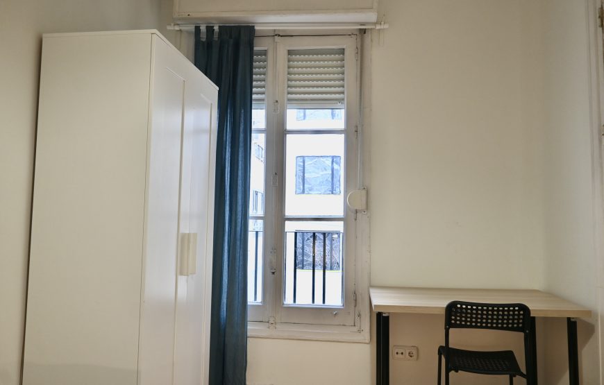 Céntrico y amplio apartamento en Madrid