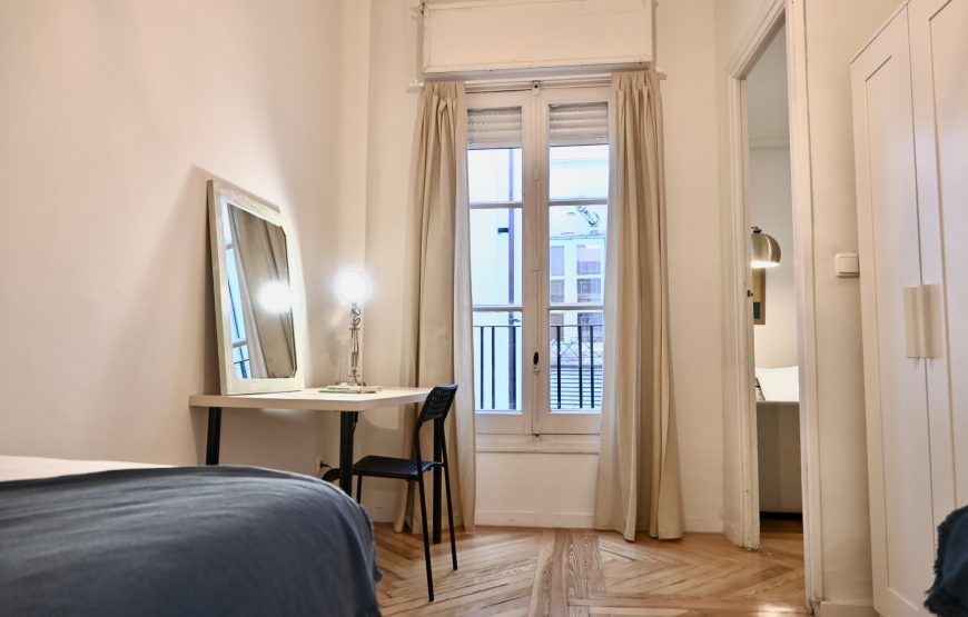 Céntrico y amplio apartamento en Madrid