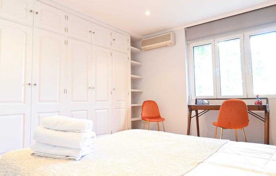 Apartamento Espacioso de Tres Dormitorios en Madrid