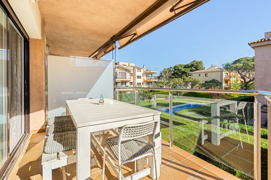 Apartamento con piscina en Castell Platja d’Aro