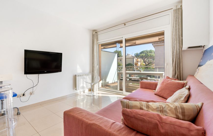 Apartamento con piscina en Castell Platja d’Aro