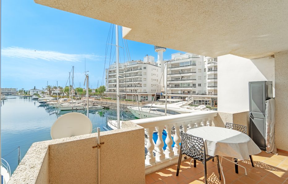 Apartamento Apartamento con vistas al canal en Empuriabrava