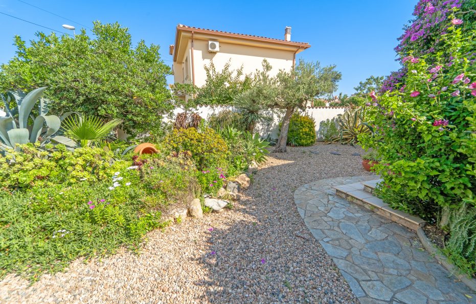 Villa con piscina privada en Empuriabrava