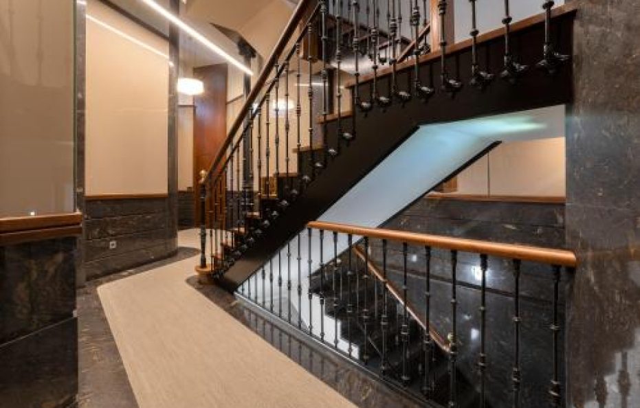 De La Guardia Suite 2
