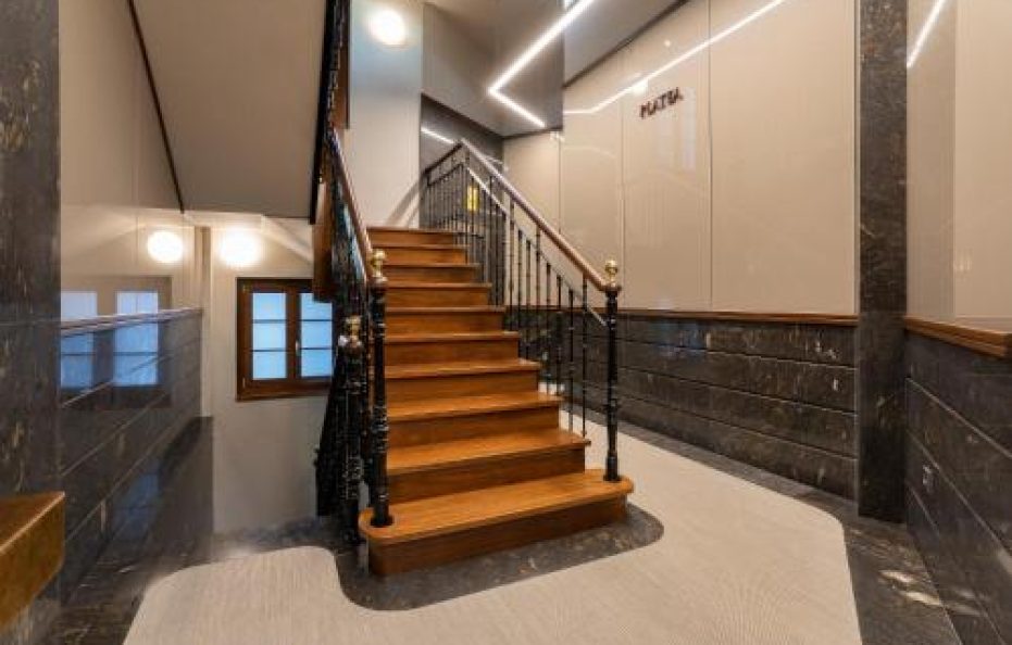 De La Guardia Suite 2