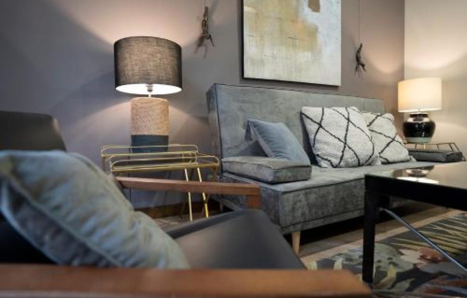 De La Guardia Suite 2