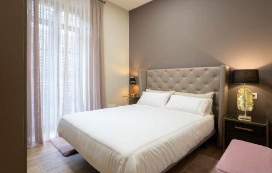 De La Guardia Suite 2