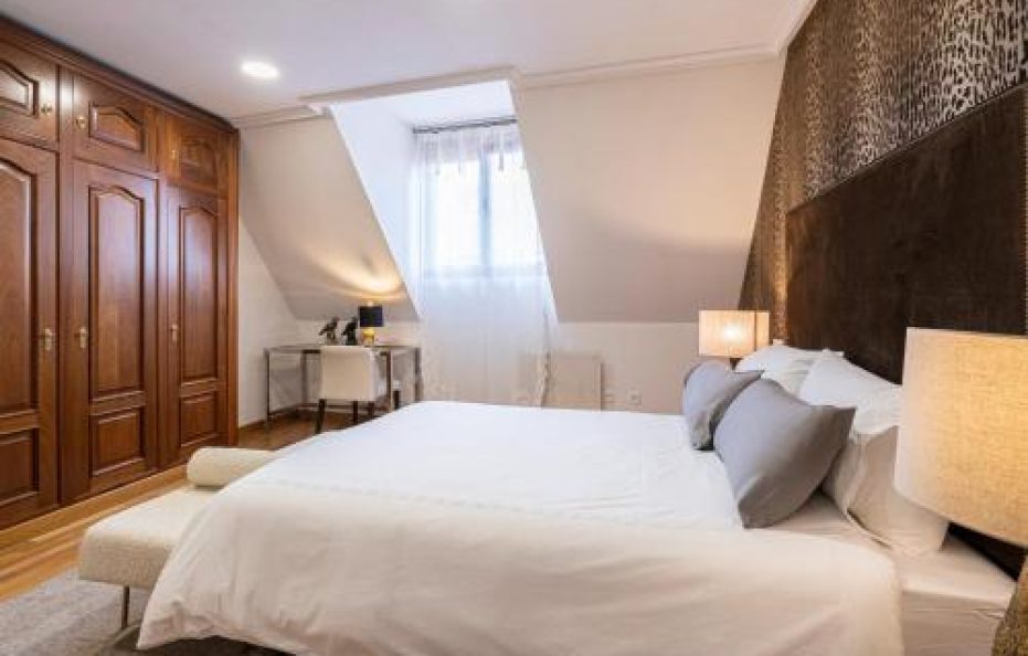 DE LA GUARDIA SUITE ROSAL