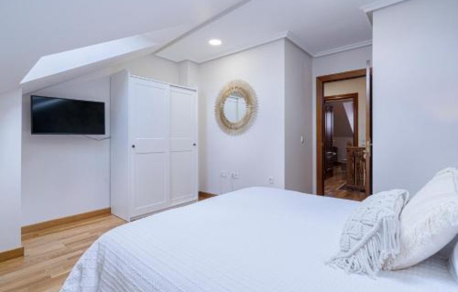 DE LA GUARDIA SUITE ROSAL