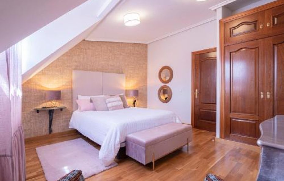 DE LA GUARDIA SUITE ROSAL