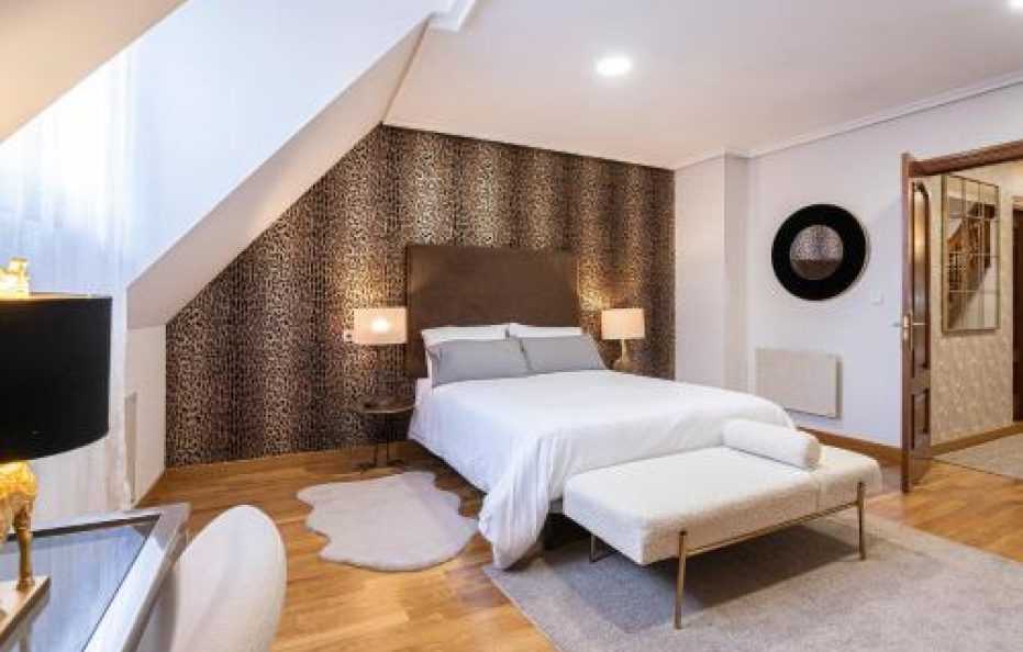 DE LA GUARDIA SUITE ROSAL