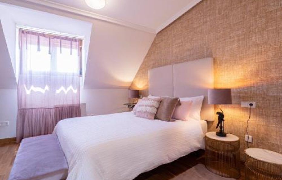 DE LA GUARDIA SUITE ROSAL
