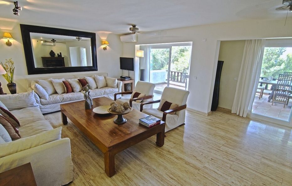 Una villa lujosa con piscina y la mejores vista al mar