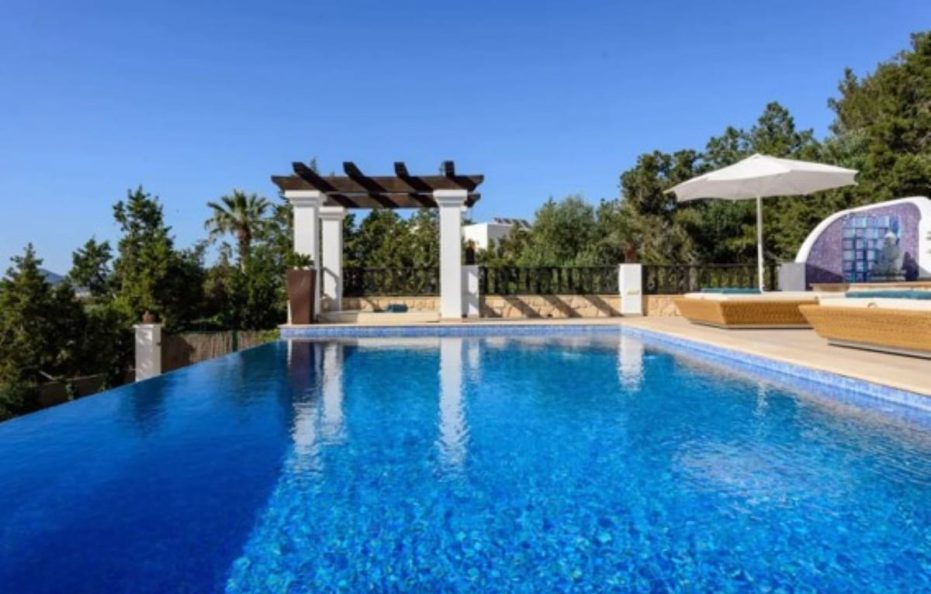 Villa Almond con piscina vistas al mar