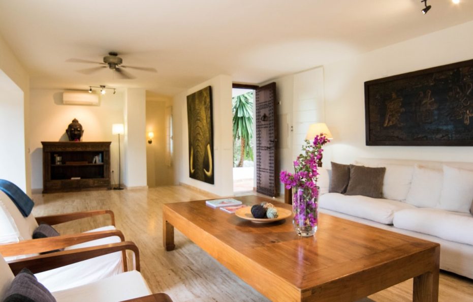 Una villa lujosa con piscina y la mejores vista al mar