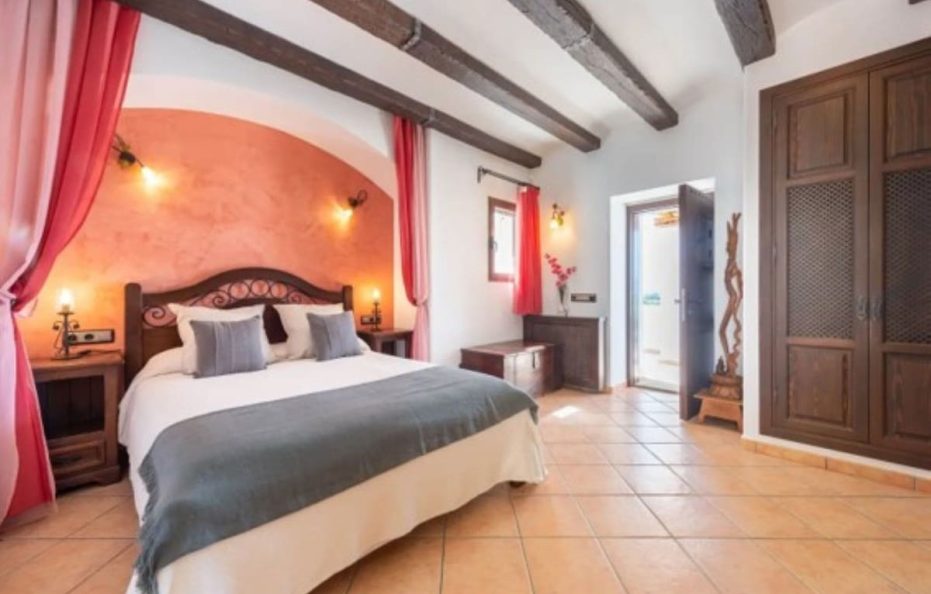Villa Almond con piscina vistas al mar