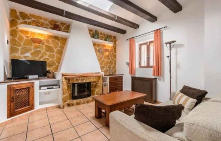 Villa Almond con piscina vistas al mar