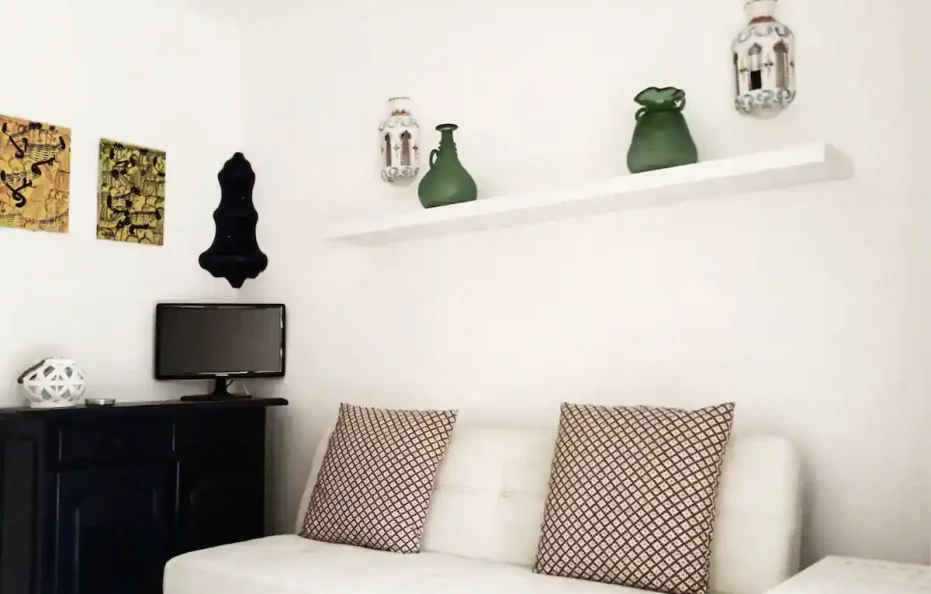 Encantador Apartamento con Jardín | A Solo Un Paso de Cala Llenya