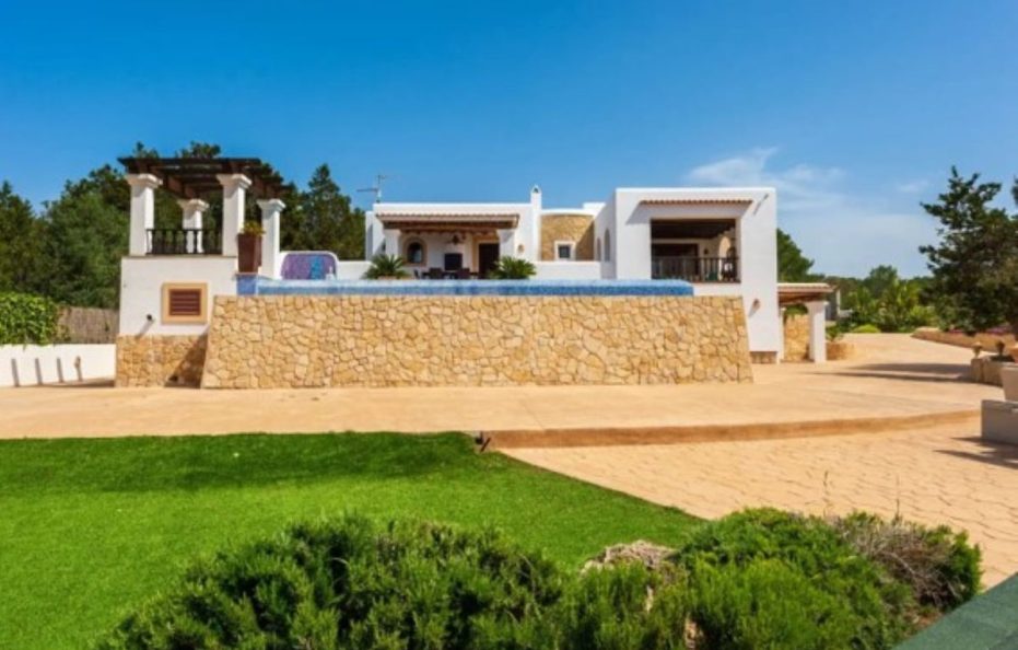 Villa Almond con piscina vistas al mar