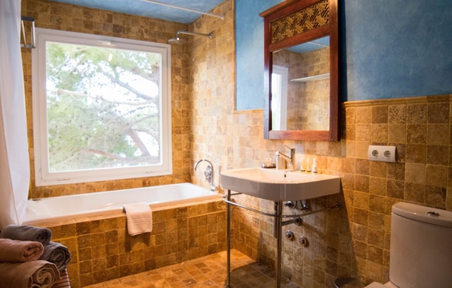 Una villa lujosa con piscina y la mejores vista al mar