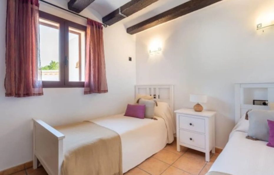 Villa Almond con piscina vistas al mar