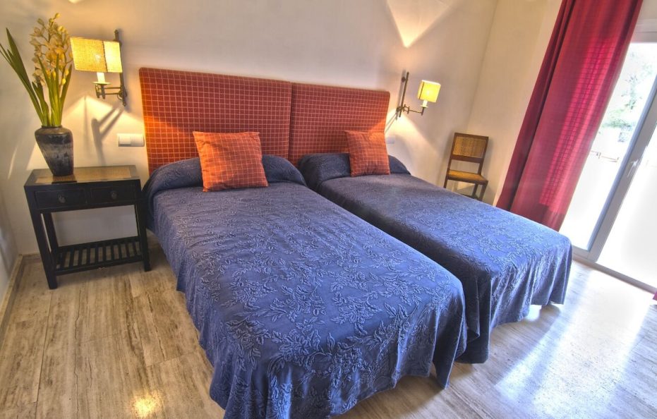 Una villa lujosa con piscina y la mejores vista al mar